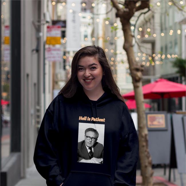The Ones We Love Shop Henry Alfred Kissinger Hell Is Patient Tee Shirt