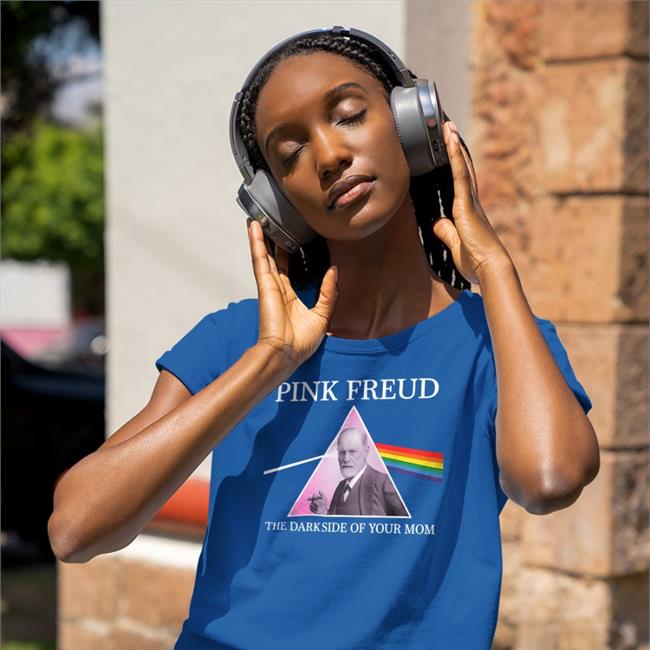 Shirts That Go Hard Psychology Pink Freud Side Of Your Mom V Neck T Shirt Sigmund Freud