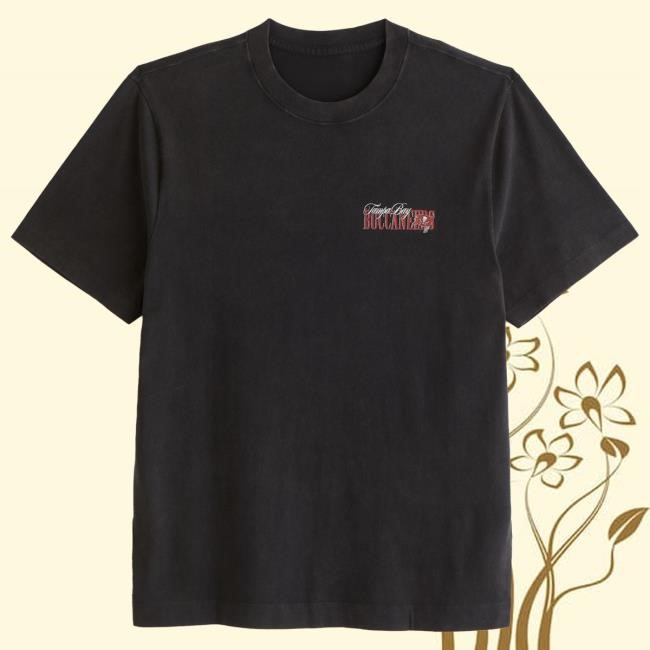 Official Abercrombie And Fitch Apparel Clothing Merch Tampa Bay Buccaneers Graphic Shirts Abercrombie Store Shop